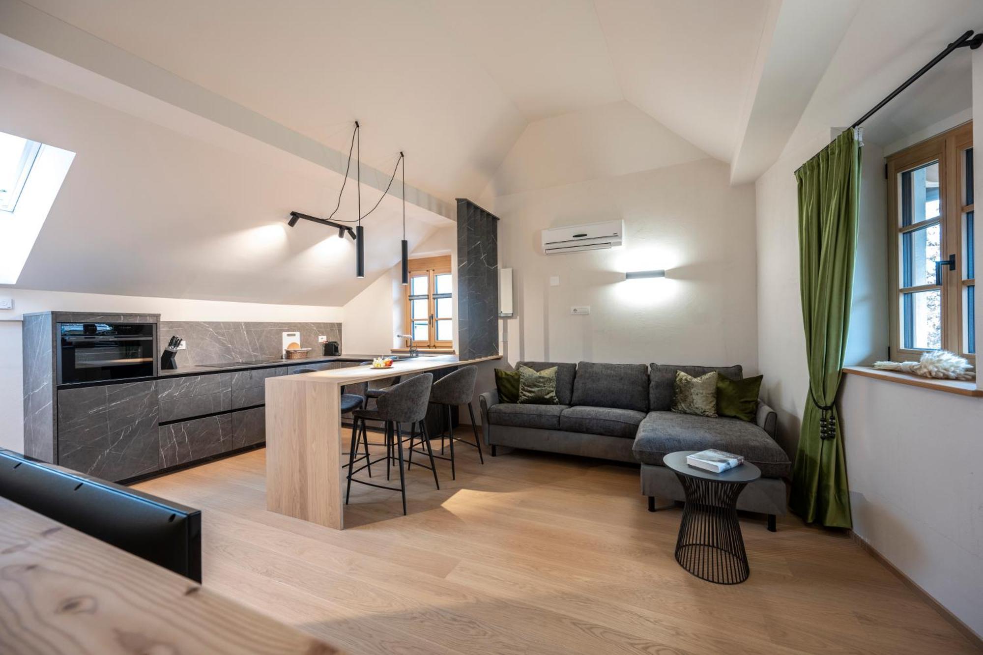 Apartament Schmitte Am Sonnenwirtsplatz Eppan In South Tyrol Appiano Sulla Strada Del Vino Zewnętrze zdjęcie